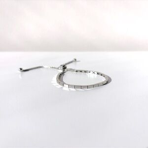 Banana Republic Silver Sliding Bracelet